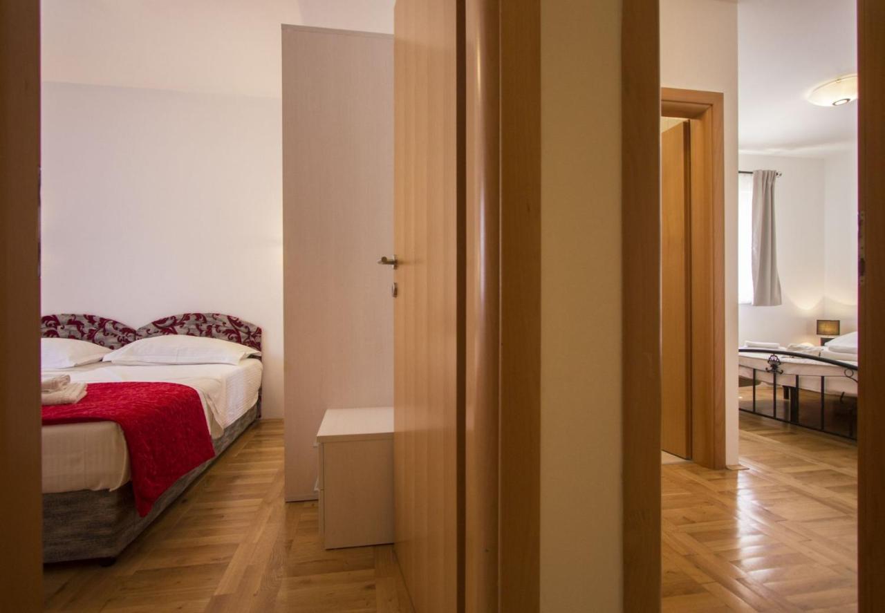Apartments Paradise Trogir Exterior foto
