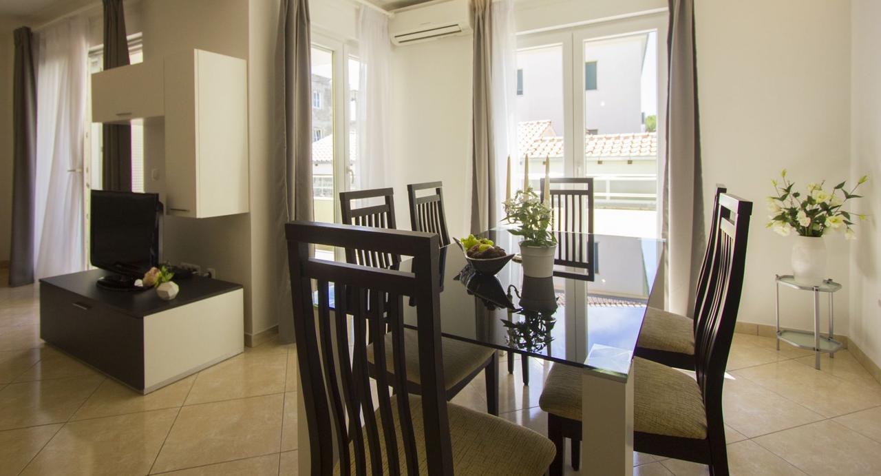 Apartments Paradise Trogir Exterior foto