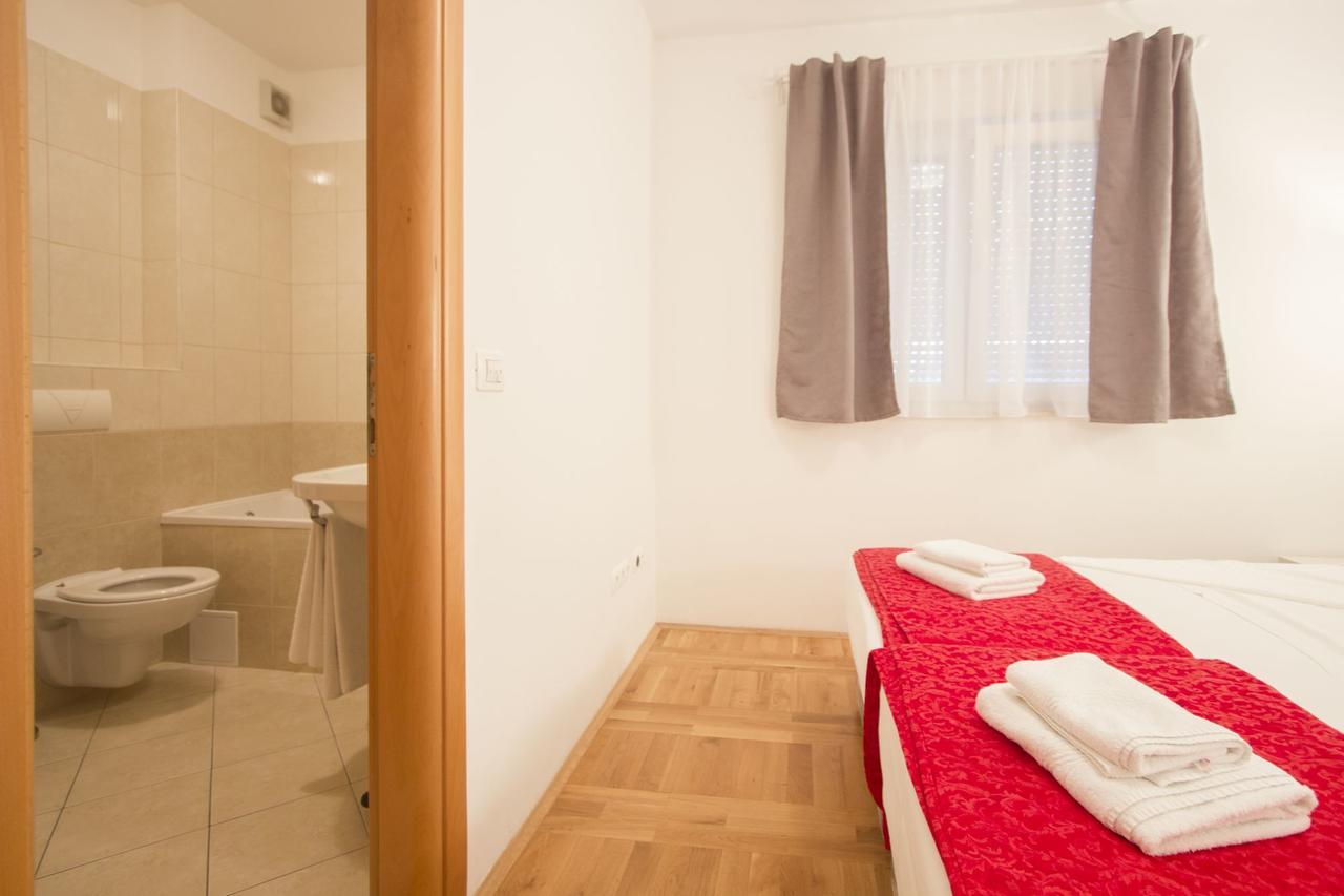 Apartments Paradise Trogir Exterior foto